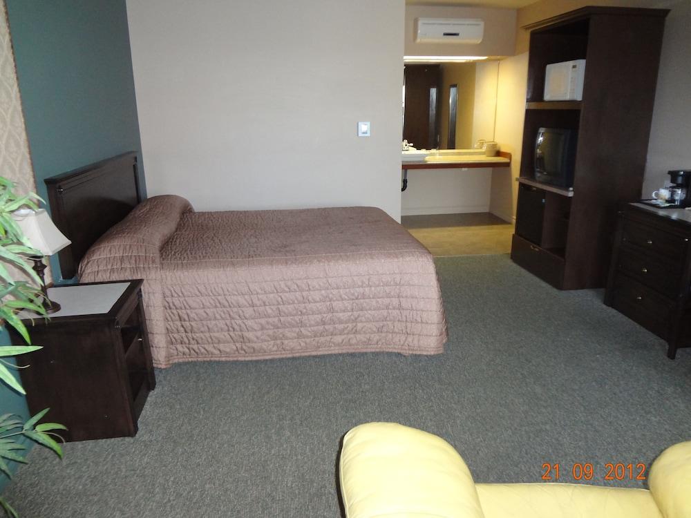 Hotel-Motel Drummond Drummondville Bagian luar foto